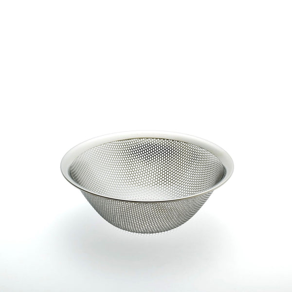 Sori Yanagi Punched Strainer 19cm (7.5")